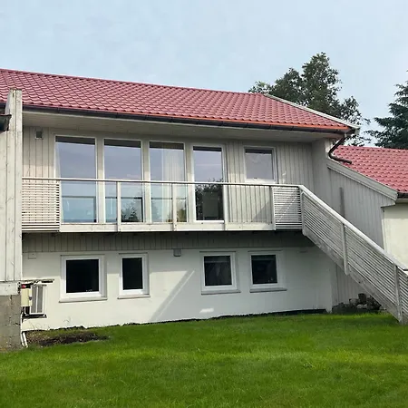 Hus Med Nydelig Beliggenhet Med Egen Inngang Klepp